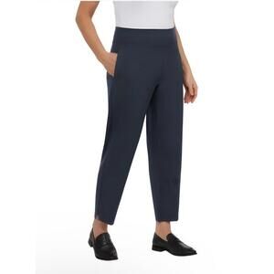 Kirkland Signature Ladies' Ankle Pants, Color Navy, Size Medium AR2
